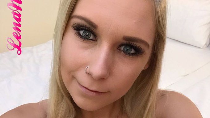 Aufstehen!! Der Freitag steht vor der T&uuml;r... 😘 https://t.co/cUlz2bHdOO