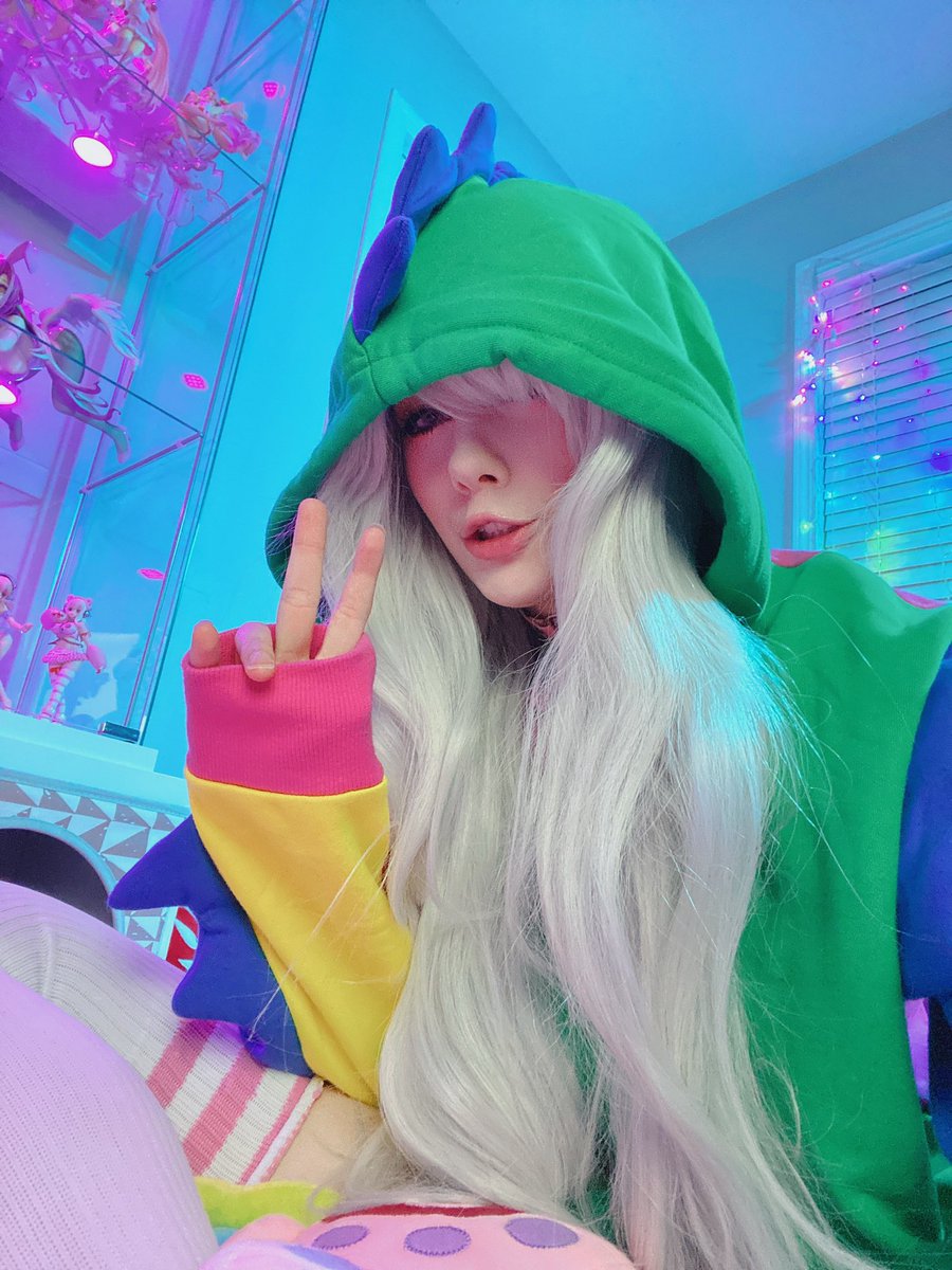 I know y’all be jello of my fit Meggii @meggiicosplay