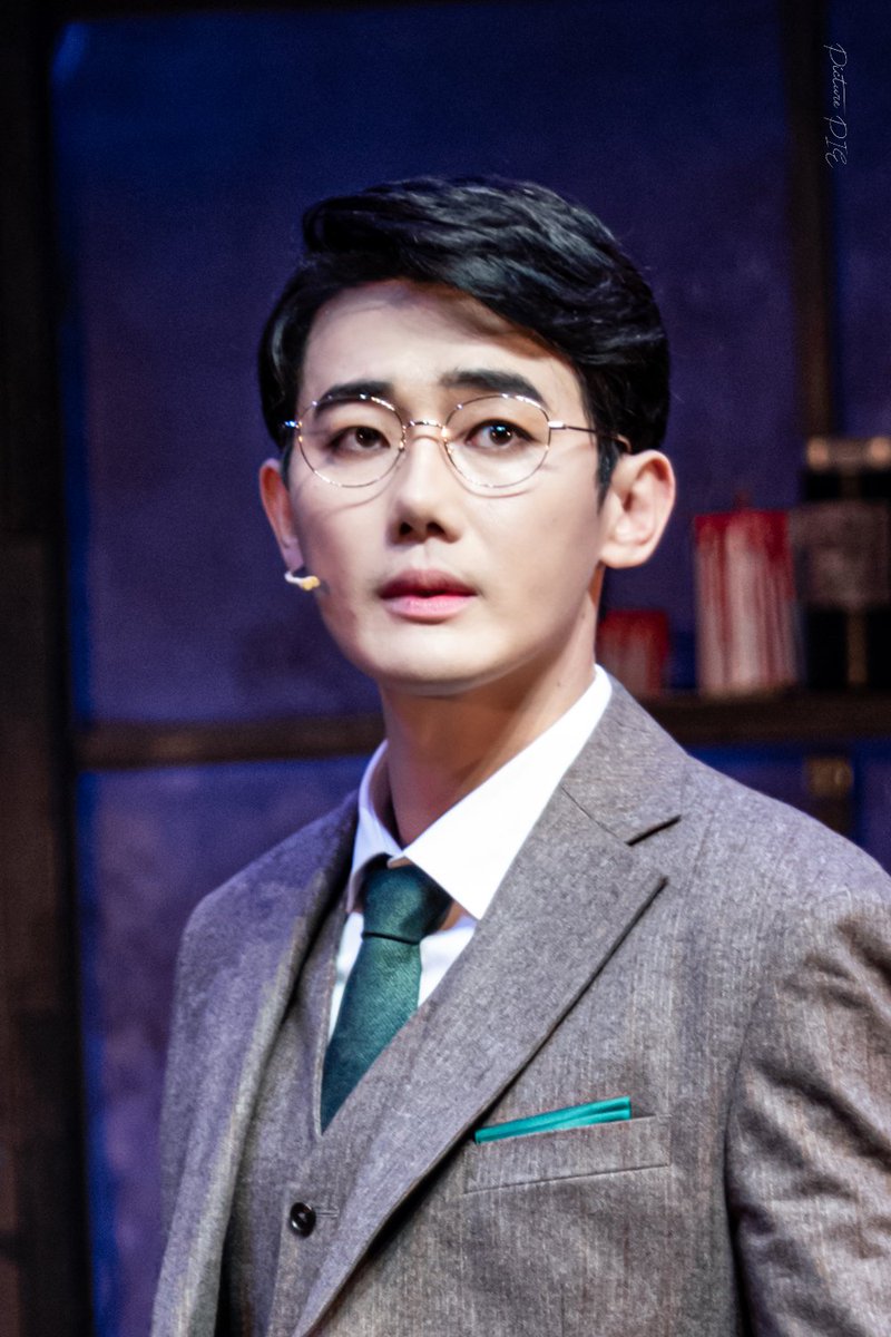 Picture_pie's tweet photo. 201118 뮤지컬 배니싱 커튼콜
윤명렬 #유승현 https://t.co/hi9S8PrejN