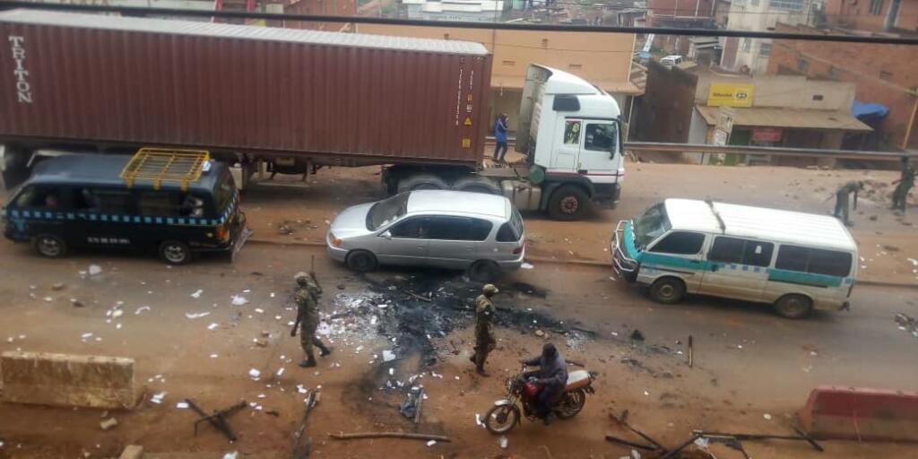 Say No to Vandalism, Obstructing roadways #StopHooliganism
