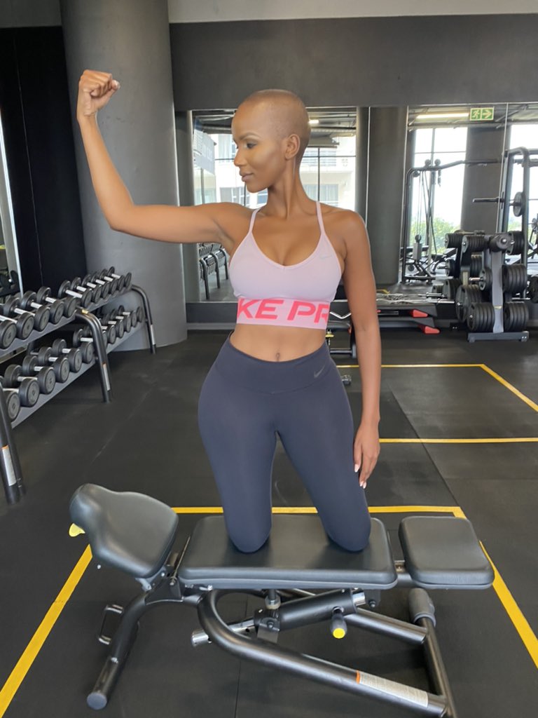 Official_MissSA's tweet photo. Our Queen ending off the week stronger than ever πͺ @switch_fitness
What goals have you crushed this week?
#misssa2020 #faceyourpower #embraceyourfuture #switchplayground #FitnessFriday https://t.co/KbUBOQ1y5R