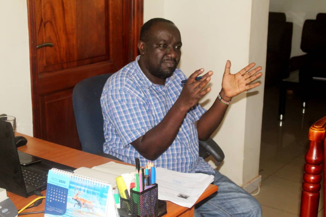 useaug's tweet photo. #Solartip Clients shld undertake some due diligence before buying solar products. Get correct advice from a solar technician to avoid falling prey to fraudsters who  deal in fakes -Micheal Kariuki,Country Director,Capital Base Ltd. #LetsGoSolar #cleanenergy #memberprofile https://t.co/Ru226ZNREp
