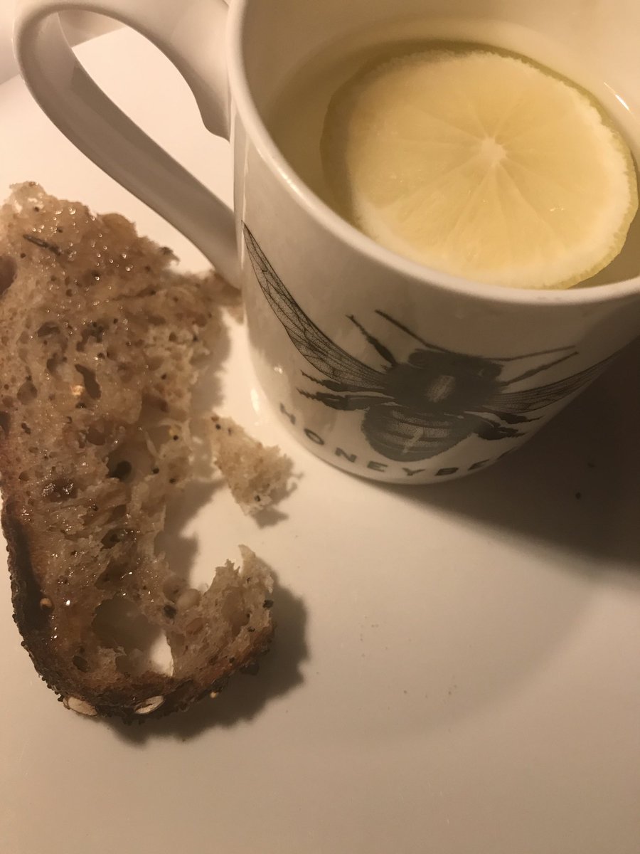 Sudifoodie's tweet image. I couldn’t resist bergamot from ⁦@AbelandCole⁩ but haven’t been sure how to use (ideas pls). Meanwhile, makes a fragrant first hot water cuppa of day + bread &amp;amp; honey #BermondseyStBees 3 star Metro nectar #nobutter req. Sorry ⁦@Nigella_Lawson⁩ ⁦@NigelSlater⁩