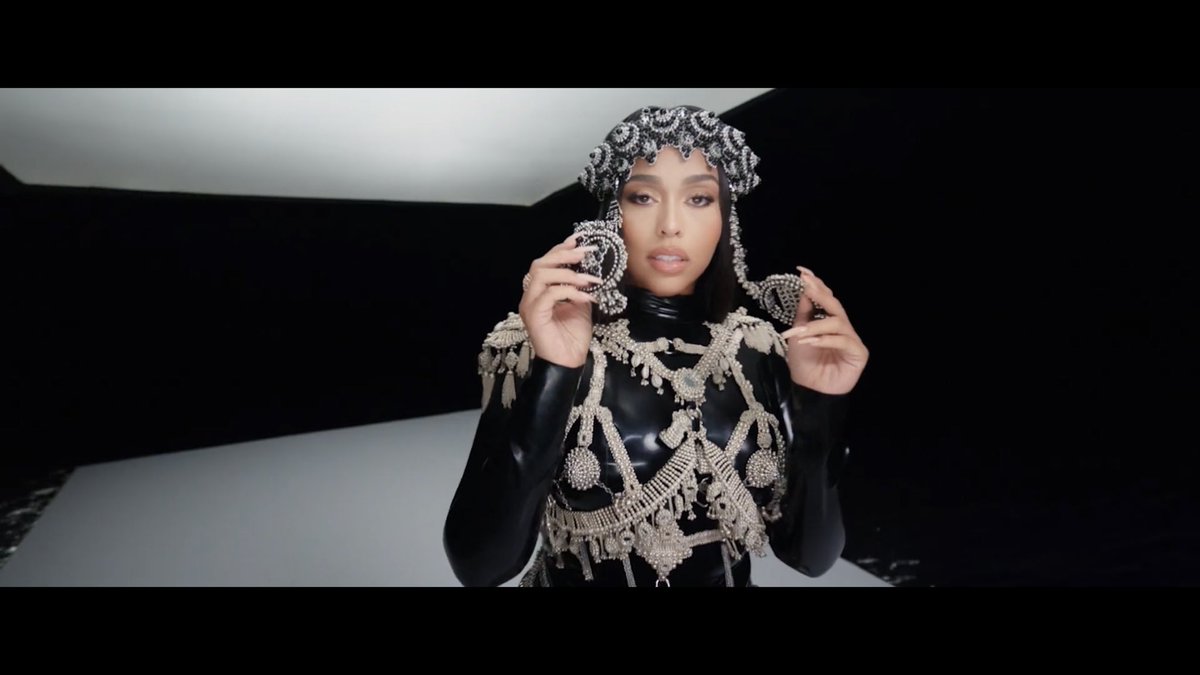Hivelyss_'s tweet photo. YES MA’AM. 
@theestallion #GOODNEWSMEGAN #bodymusicvideo https://t.co/Q8ugwqPWO1