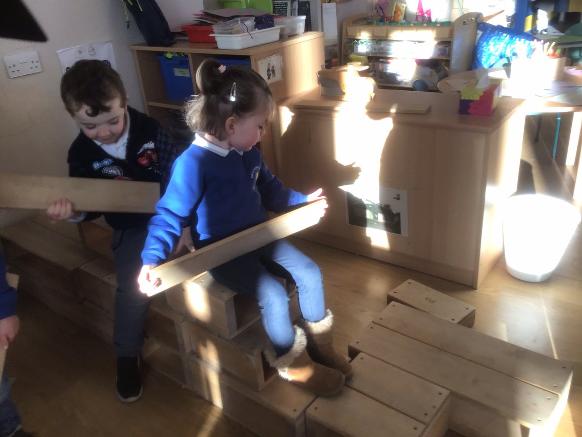 AirthNursery's tweet photo. From a telescope to a fire engine, “come on we need to use our hoses to put out the fire”, it’s so true #blocksrock #endlessimagination @airthprimary https://t.co/DF9p9PbLvp