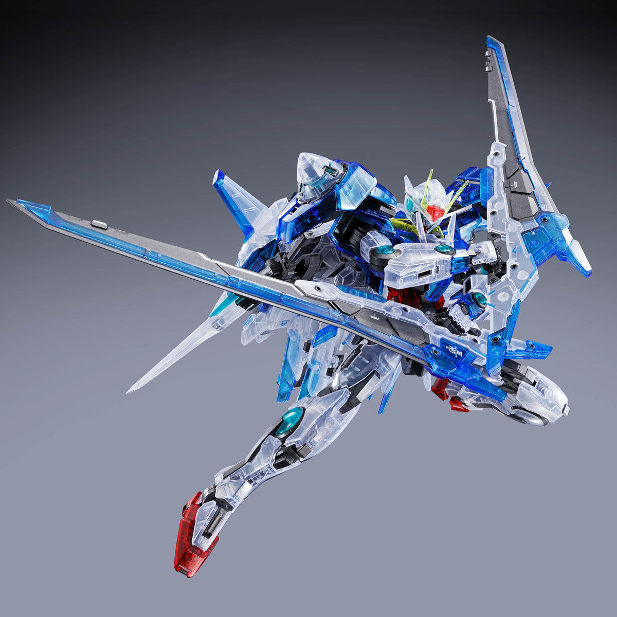HobbySite's tweet photo. 【#ガンプラエキスポ 特別販売】
<ご好評につき、準備数残り僅か！気になる方はお早目に♪>
ＭＧ 1/100 ダブルオーザンライザー［クリアカラー］

クリアブルー、クリアホワイトを基調とした外装にクリアレッドが映える仕上がり！
ご購入はこちら＞https://t.co/AmyhQEOFAf https://t.co/RIbPvjYA6M