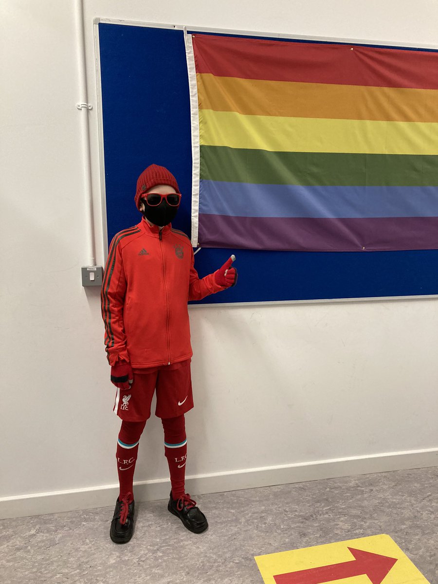 GuinnaneKatie's tweet photo. βDress up in a colour of the flagβ #StandUpWeek #StandUp2020 #StandUp @BeLonG_To https://t.co/f0ifndURSk
