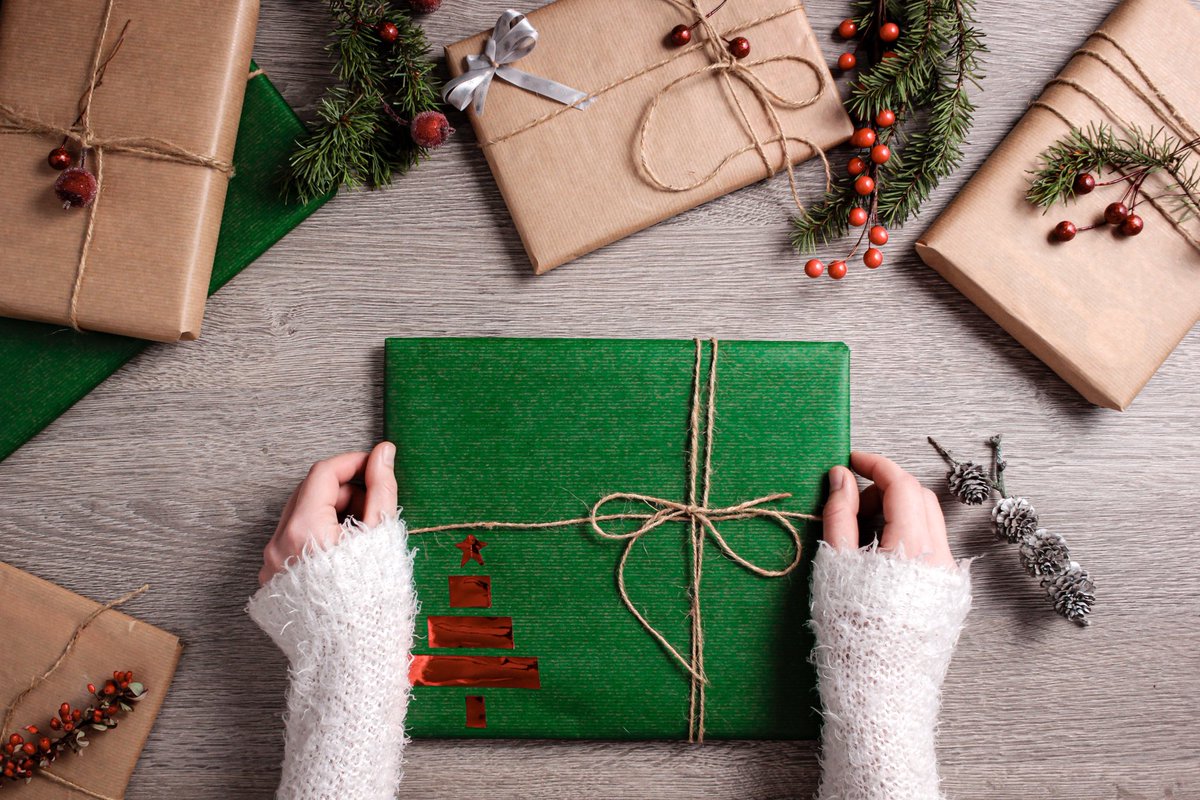 New company starting up? Looking for an online presence? Then let’s talk! ☕️

We provide branding, photography, web design, SEO &amp; social media packages.

For all your marketing needs this Christmas, send us a message today! 

adworks.co.uk 🖥 #SEO #ChristmasBusiness