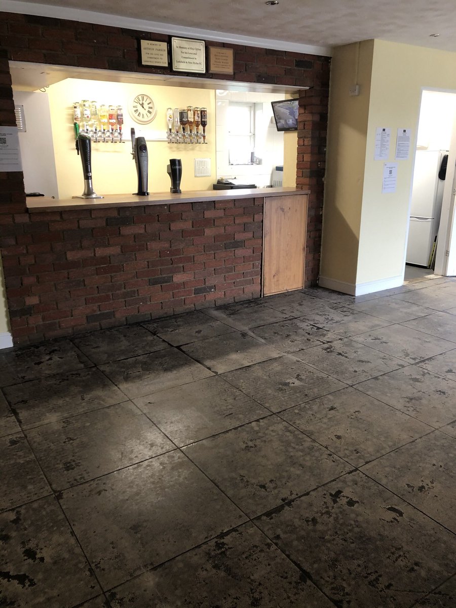 LNHFC1961's tweet photo. And now for a little facelift for the clubhouse during these most difficult times without any footie. Hope to see you all soon. #UPTHELARKS @KCFL_News @TarayGroup @EdenEstateAgent @KentRoofingSer2 @MayfairInstall https://t.co/KMRLgFHE3j