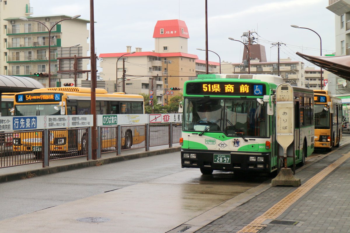 山陽バス 公式 On Twitter 山陽電車 山陽バス 神戸市交通局 つながるヘッドマークsnsキャンペーン のヘッドマークはご覧いただけましたでしょうか 舞子駅前バスターミナルでは山陽バスと神戸市バスさまの並びが見られたのですが この写真では山陽バスのヘッド