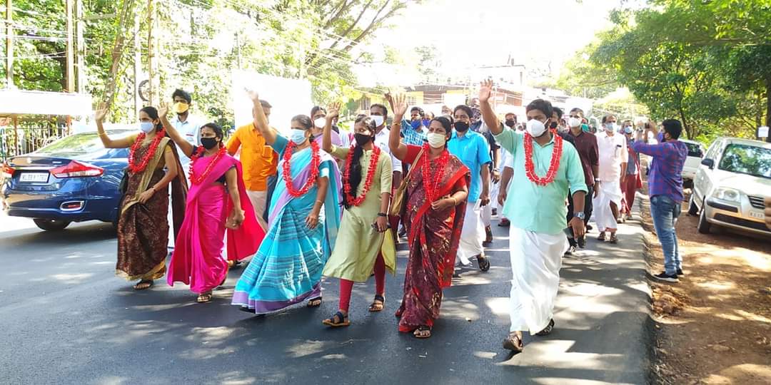 isreeragashokan's tweet photo. ആന്തൂർ ചുവന്ന് തന്നെ
#LSGElection2020 #Anthoor
@ComradeMallu https://t.co/CrUXIwzA0Q
