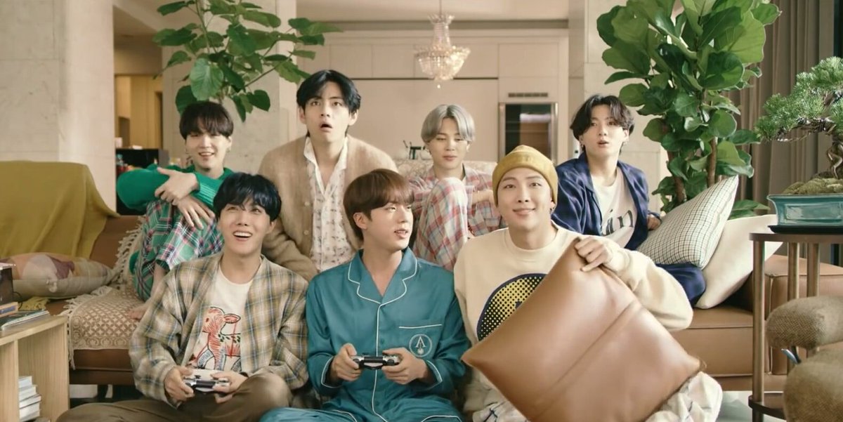 btspiics1's tweet photo. https://t.co/BIBXAEOytr