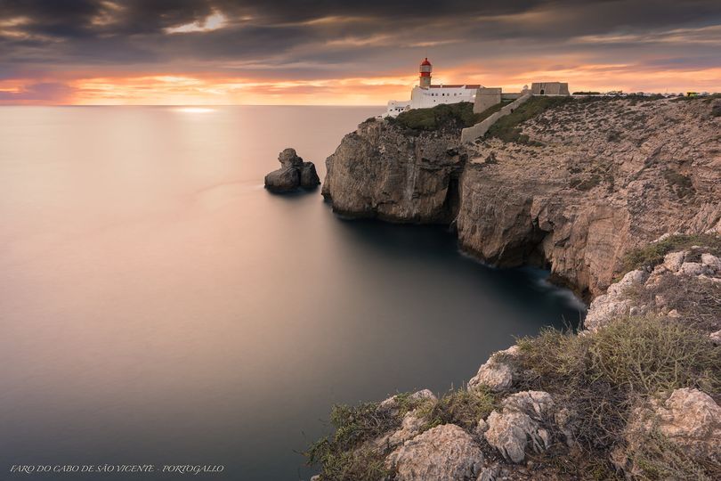 Nisi Filters Japan 一日の終りを告げてくれる暖かな光 空と海 と陸地との輝度差をgndフィルターで整え さらにnd64を使い長時間露光とすることで海面を滑らかに表現 心を落ち着かせてくれる静かな情景と暖かな色に癒やされます Nisifilters Nisioptics