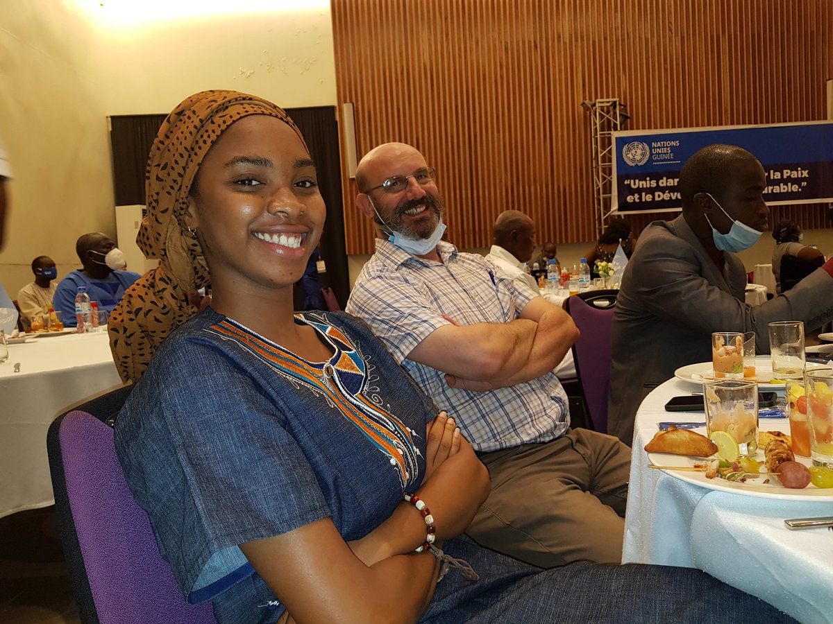 cjflguinee's tweet photo. Sous l'invitation du coordinateur du SNU, @cjflguinee a pris part à la célébration du 75 anniversaire des UN.
L'occasion de rappeler les défis mondiaux auxquels l'humanité doit faire fasse.
La question de protection des filles n'est pas restée en marge de cette rencontre.
#UN75 https://t.co/1Gy88j0xyP