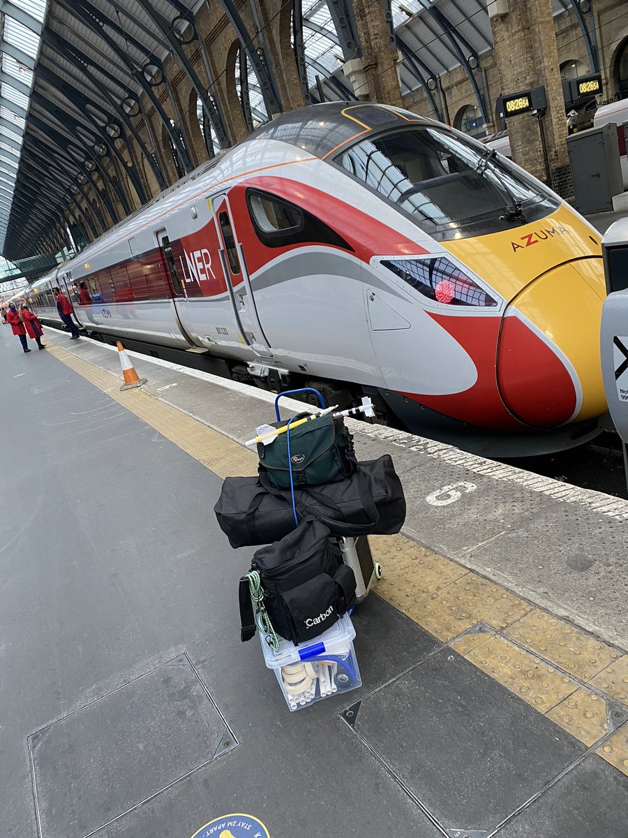ST3AMCo's tweet photo. LAWLESS?
No I’m off to #Leeds in LiveStream above !
(I had to type quickly! ;-)
Off to #TheFunPalace @ParklandsLeeds to launch our #AIMHIGH20 Festival there 4-6 Dec with @chrisdysonHT
It’s #FunDayFriday aka #FunYayFriday by the #teacher5oclockclub high flyers https://t.co/RV6CpPKCIM