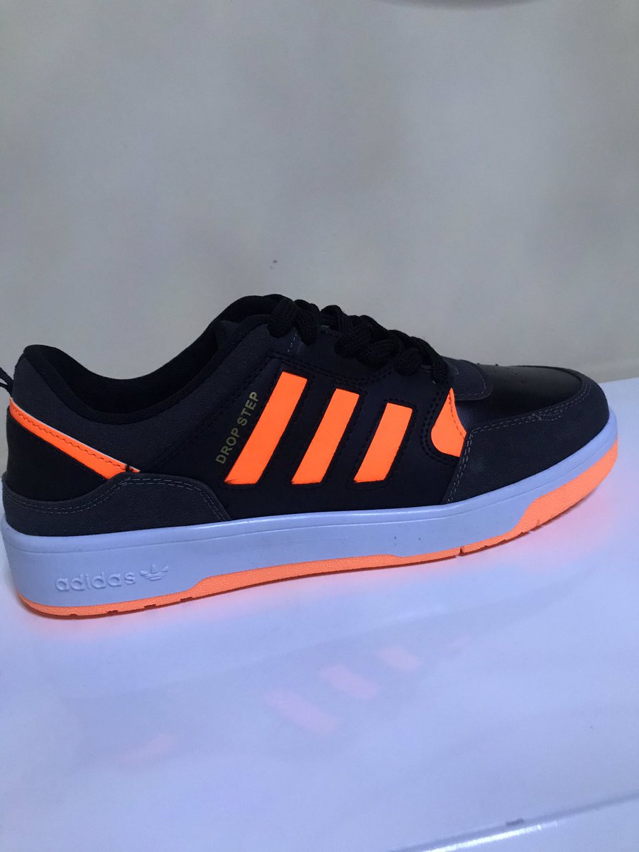 Modeller sıtokta 

Adidas stop step 💯
🎁 1 çift 89 TL 
🎁 2 çift 179TL +Korgo bedava 
👟 numara Aralığı: 40-44