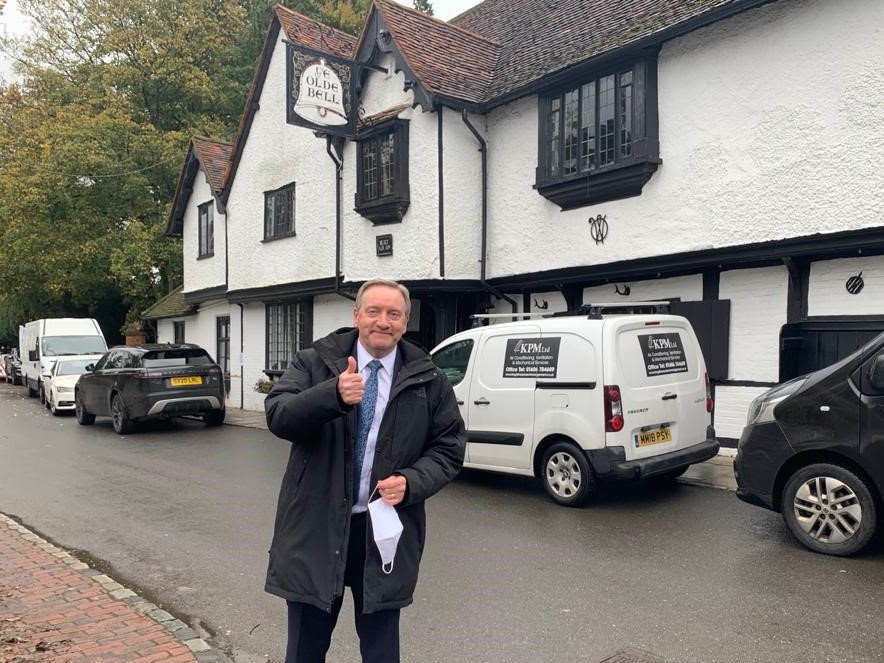 #Throwback to when the cast and crew of Midsomer Murders visited The Olde Bell for filming last month!🎬
#MidsomerMurders #TheOldeBell #Filming #Maidenhead #Venues