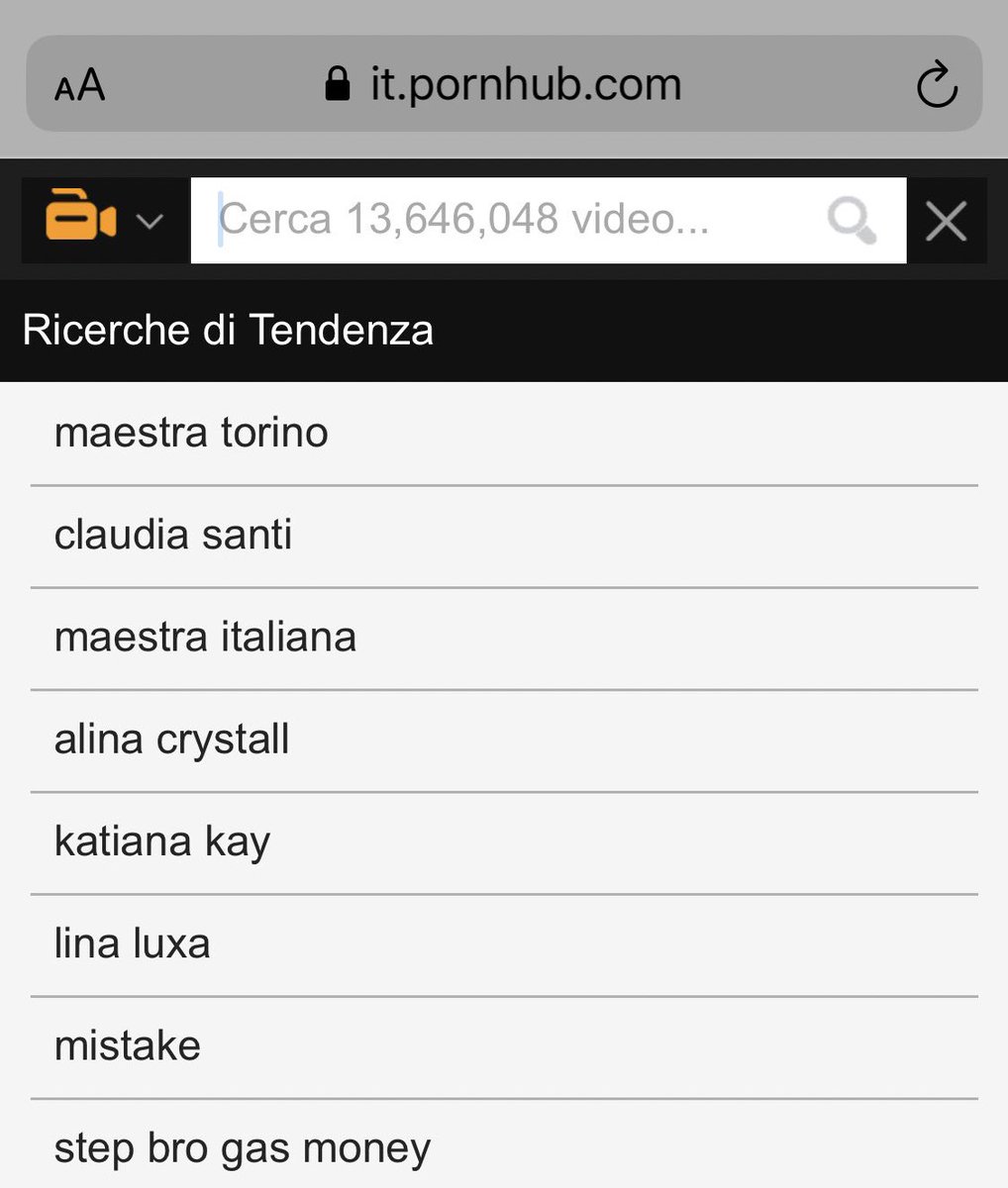 jemenfousoui's tweet image. È interessante notare come da una parte questi uomini la insultino, la umiglino, ma poi sono gli stessi a volerla sfruttare.

L’immoralità della donna sta tutto lì: la sua libertà, il sesso. L’uomo può qualunque cosa. Violarla, ma non sarà mai immorale quanto una donna libera.