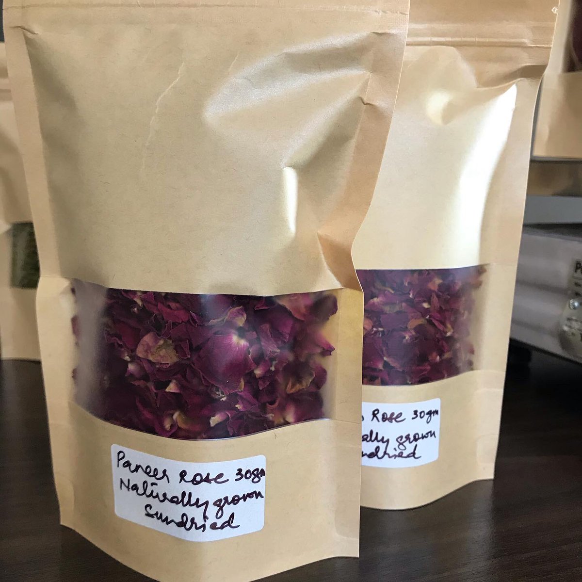 FreshHarvestIND's tweet photo. Sundried, seasonal and wholesome. 
#redchillies #roses #moong 😍😋

You can order for home delivery in #Bangalore via https://t.co/AdnuFFxnQh 

#KhetSe
#freshharvest 
#knowyourfarmer 
#farmtotable 
#naturalfarming 
#multicropping 
#regenerativeagriculture 
#sundriedgoodness https://t.co/BZP3e4fs0c