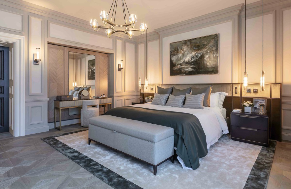 Luxdeco's tweet photo. From the artful staging of lamplight to the best bulbs for winter, here’s how to effectively light your home for winter.
Explore the article: https://t.co/XCWjYUjRQ7
#luxdeco #winter #winterlighting #winterlights #homelighting #lighting #lightingideas #lightinginspiration https://t.co/Xc1j27suZy