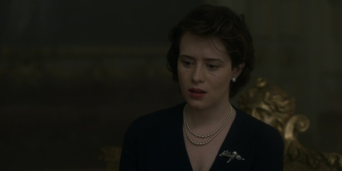 Claire Foy Source tweet media