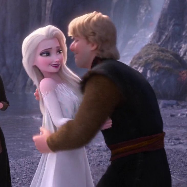 One year ago we saw the cutest hug ever. #HappyBirthdayFrozen2