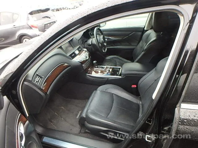 RtsUganda's tweet photo. NISSAN FUGA 2009/11 250GT TYPE P

CIF Price USD 4,530

Model Code:DBA-Y51
Transmission:AT
Drive:2WD
Engine Size:2,490cc
Fuel:PETROL

For more information contact : 266773889243 / 700889244
IMAGES: https://t.co/XezAej05HI

#SBTUganda #NissanFUGA #usedcarsinuganda https://t.co/wD3kDWutlh