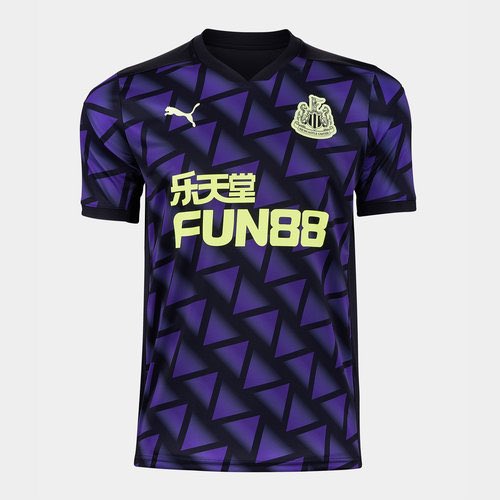 fun88eng's tweet image. Follow &amp;amp; RT and if @NUFC beat Chelsea we’ll give one follower an #NUFC shirt of their choice 🙌

Comment below with the shirt you want 👇

#NEWCHE