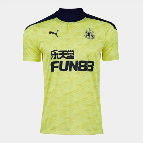 fun88eng's tweet image. Follow &amp;amp; RT and if @NUFC beat Chelsea we’ll give one follower an #NUFC shirt of their choice 🙌

Comment below with the shirt you want 👇

#NEWCHE