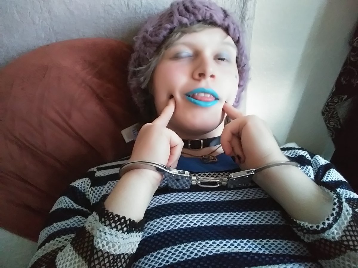 VivichuBlue's tweet photo. Cum play with me 💙
💙Rts always appreciated💙
-
-
-
#femboy #femboynsfw #nsfw #cuffed #handcuffed #handcuffs https://t.co/DT8Imn8E80