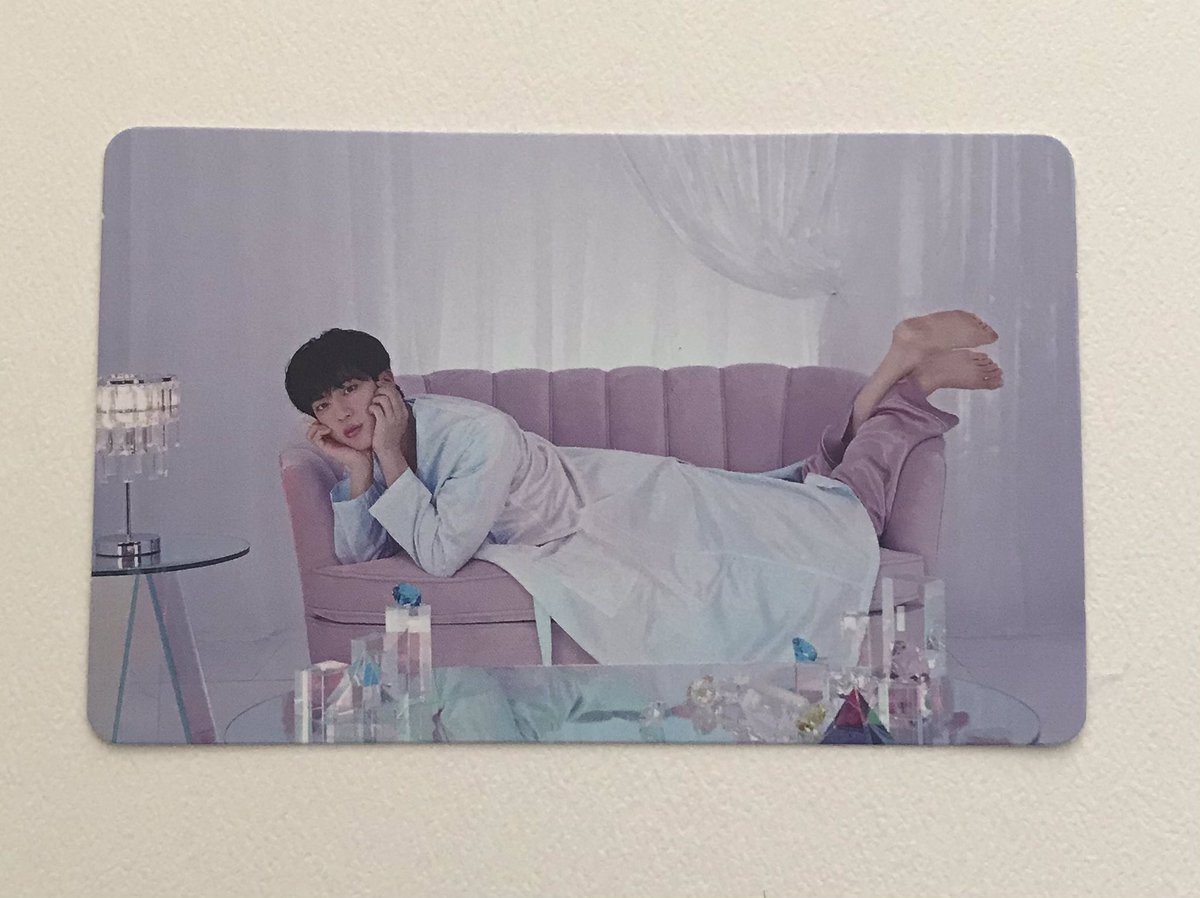 tanniesday's tweet photo. SPOILER FOR BE!! the photocards are so pretty (1/2) https://t.co/cEv1AbXx92