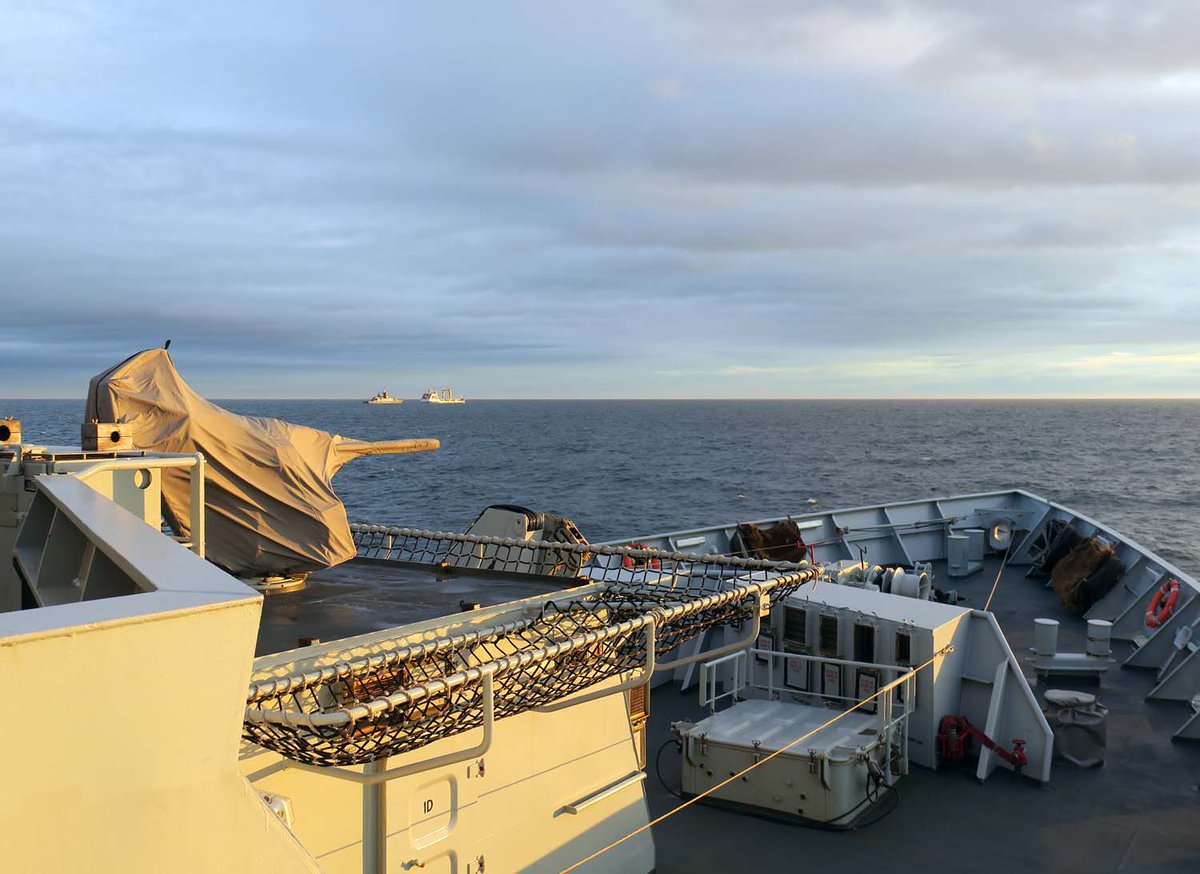 Steregushchy and tanker Akademik Pashin as seen from HMS Tyne