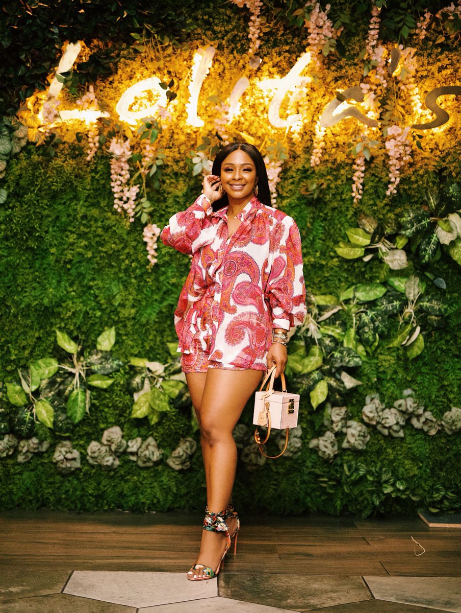 Boity's tweet photo. About last night 🌸💕👑😍❤️ https://t.co/s4NIVp0z80