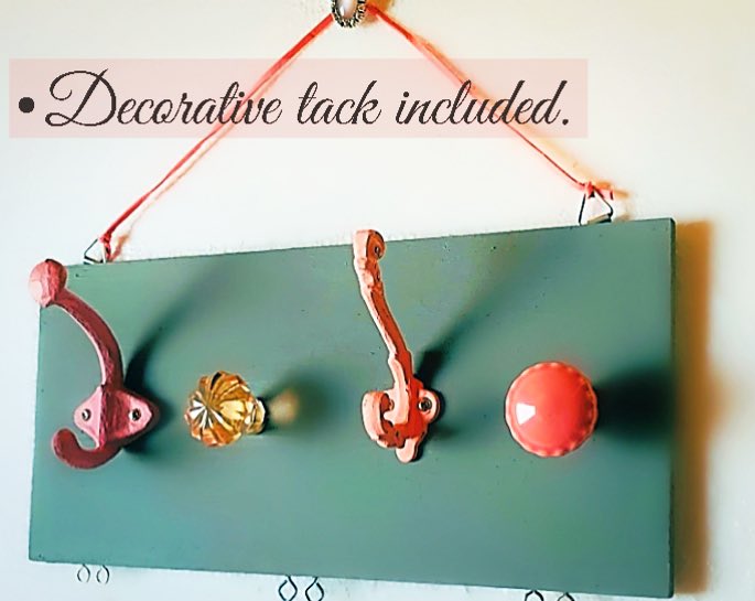 adorecellardoor's tweet photo. From stocking stuffers to the “pull at your heart strings” Christmas Gifts and in between. I gotcha covered. Here’s a little sample. #kidsthatfly #Cameo #walldecor #Christmasgifts #stockingstuffers #shopsmallbusiness #ChristmasIsComing #handmade #thursdaymorning https://t.co/IJAo31preO