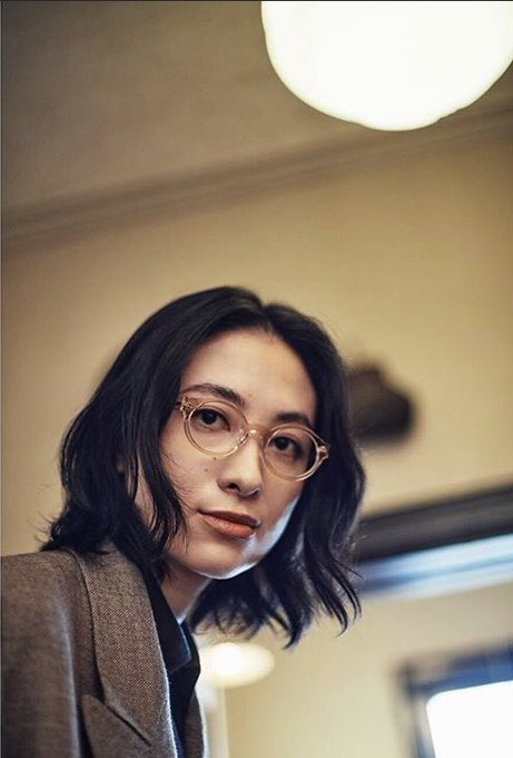 坂本龍一の眼鏡 ファッションブランドは ニューバランスを愛用 時計はパネライ アスネタ 芸能ニュースメディア