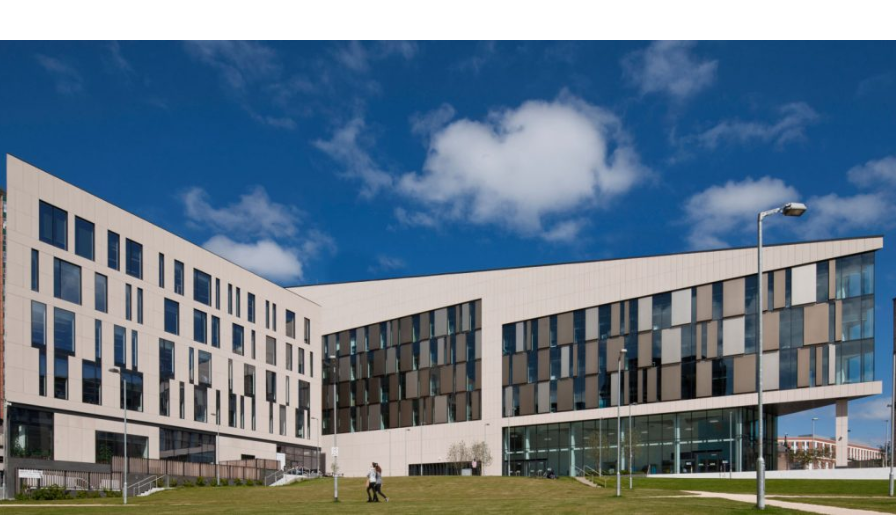 #fridayfacts We're rounding off the week with some quick facts about our engineered stone panels #petrarch Just some of the reasons it so popular for  #educationsector projects. Take a look! #architects #designers ow.ly/OO4E50CpQTM