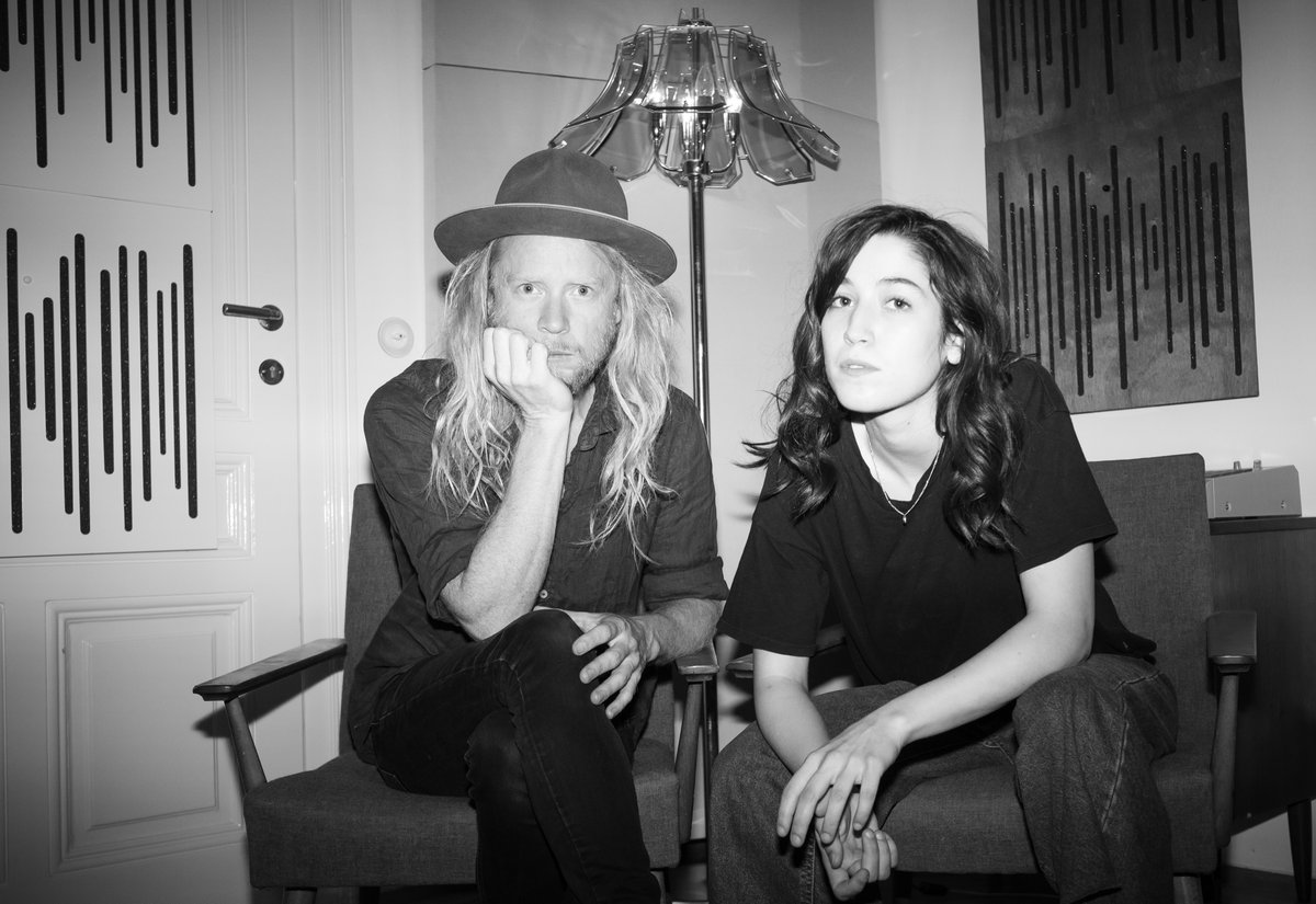 stularsen's tweet photo. Honeymoon Phase / Wide Awake &amp; Dreaming with OSKA is out in the world now 🎉

Massive thanks to Maria, Alex, Johannes, Fabian, Annemarie, Connor and the team at @NettwerkMusic for making this happen.

You can listen here if you want to -
https://t.co/QUFswCFvEj https://t.co/7wNWSJAIHV