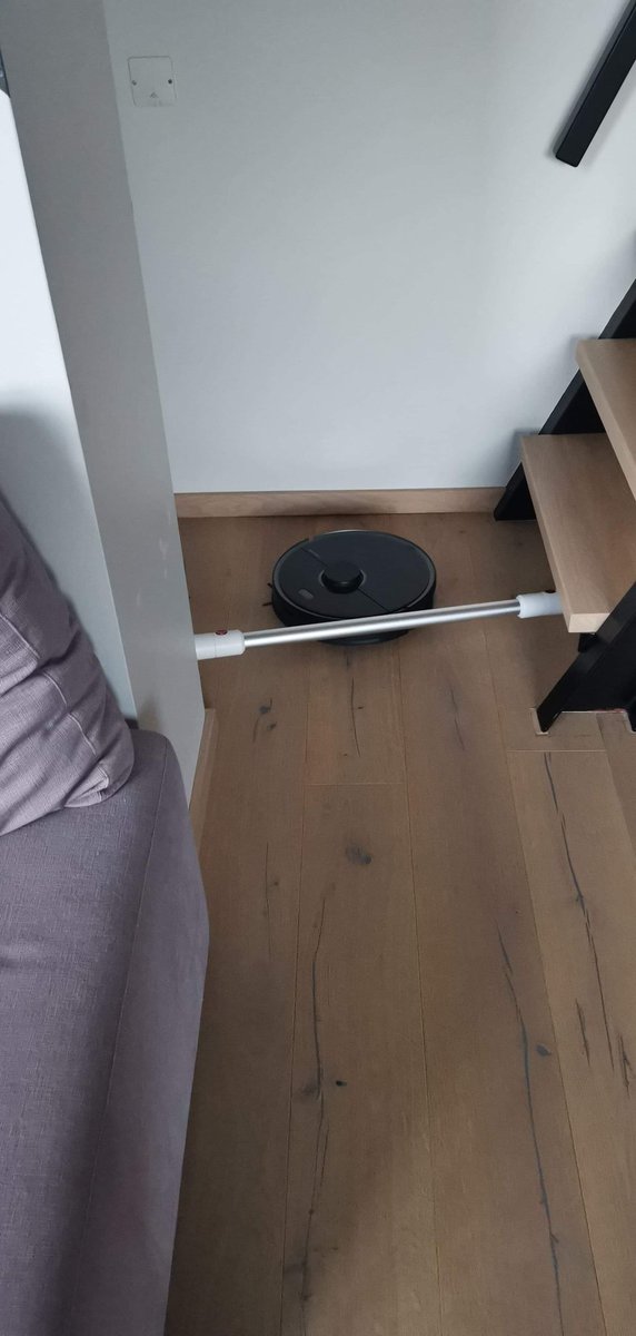 first #helprobots was the poor thing knocked over a hand vacuum near the staira and blocked himself in