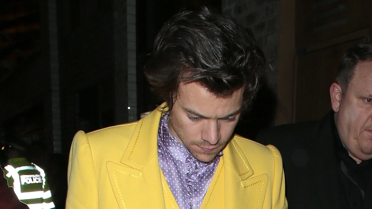 Of the three looks which Harry Styles served up at this year’s Brit awards, which one's the best? For us, it's the yellow Marc Jacobs suit previously worn by Lady Gaga.