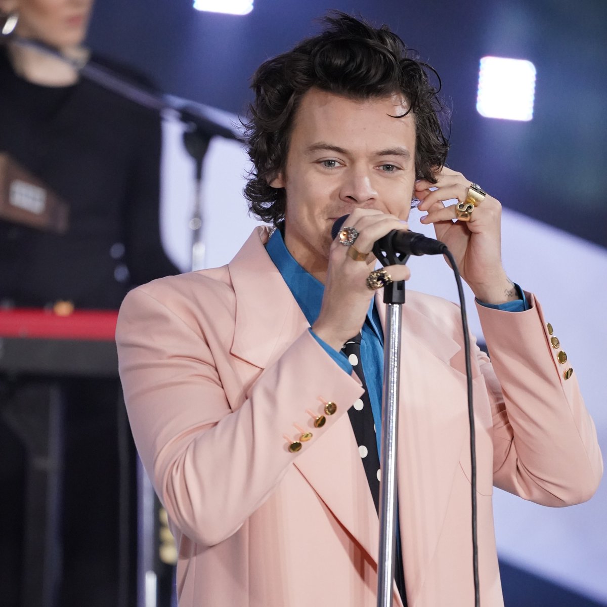 A boxy, baby pink blazer with an Olympic blue shirt. It doesn't make sense. It shouldn't match. But, it does! (This gets bonus points for the last two pictures).