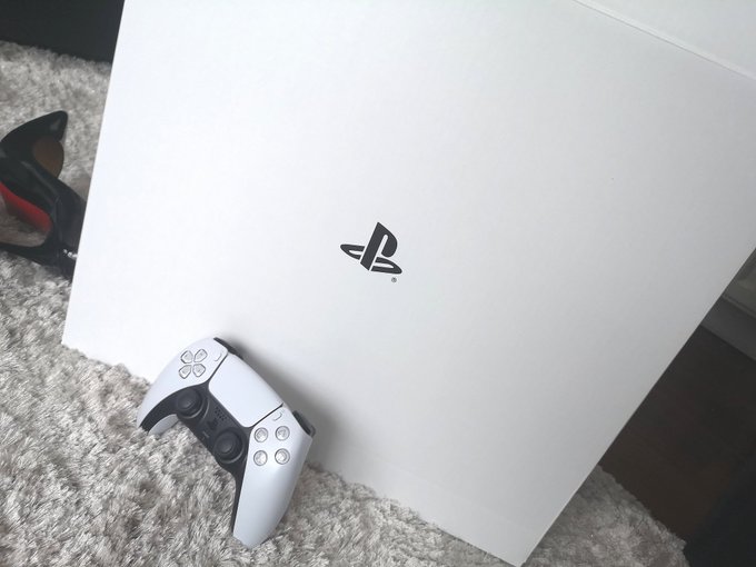 Buzzing for this 😍😍😍 #PlayStation5 https://t.co/ufSsuSbtJr