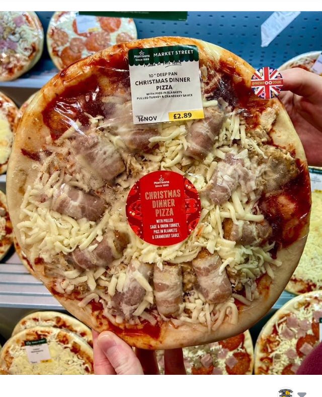 A very modern take on a Christmas lunch. I wonder if any budding Food and Drink Technology Foundation Apprentices can create something more artistic? 😁