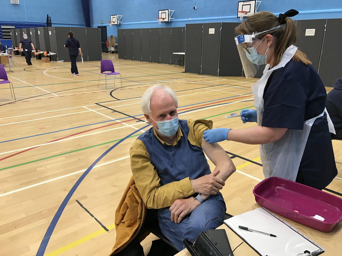 NCAresearchNHS's tweet photo. Still chance to take part in this important Covid-19 #vaccine study in Oldham this weekend. Use this link to register interest https://t.co/EJsOU6XPQg but please note you need to specify Salford (Prof Kalra) as your preferred site
https://t.co/QSsa3DM4NZ https://t.co/ckSC21SQiR