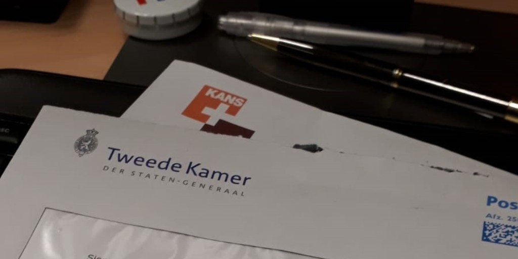 Sienzegt's tweet photo. Super! We kregen een mooie reactie van het @MinVWS op onze oproep voor erkenning en steun voor #kinderen van ouders met een #verstandelijkebeperking #kvbo. In december wordt erover gesproken in de Vaste Kamercommissie. Benieuwd naar onze brief ? Bekijk https://t.co/sH7MLGJJB0 https://t.co/LZhwK1MGp2