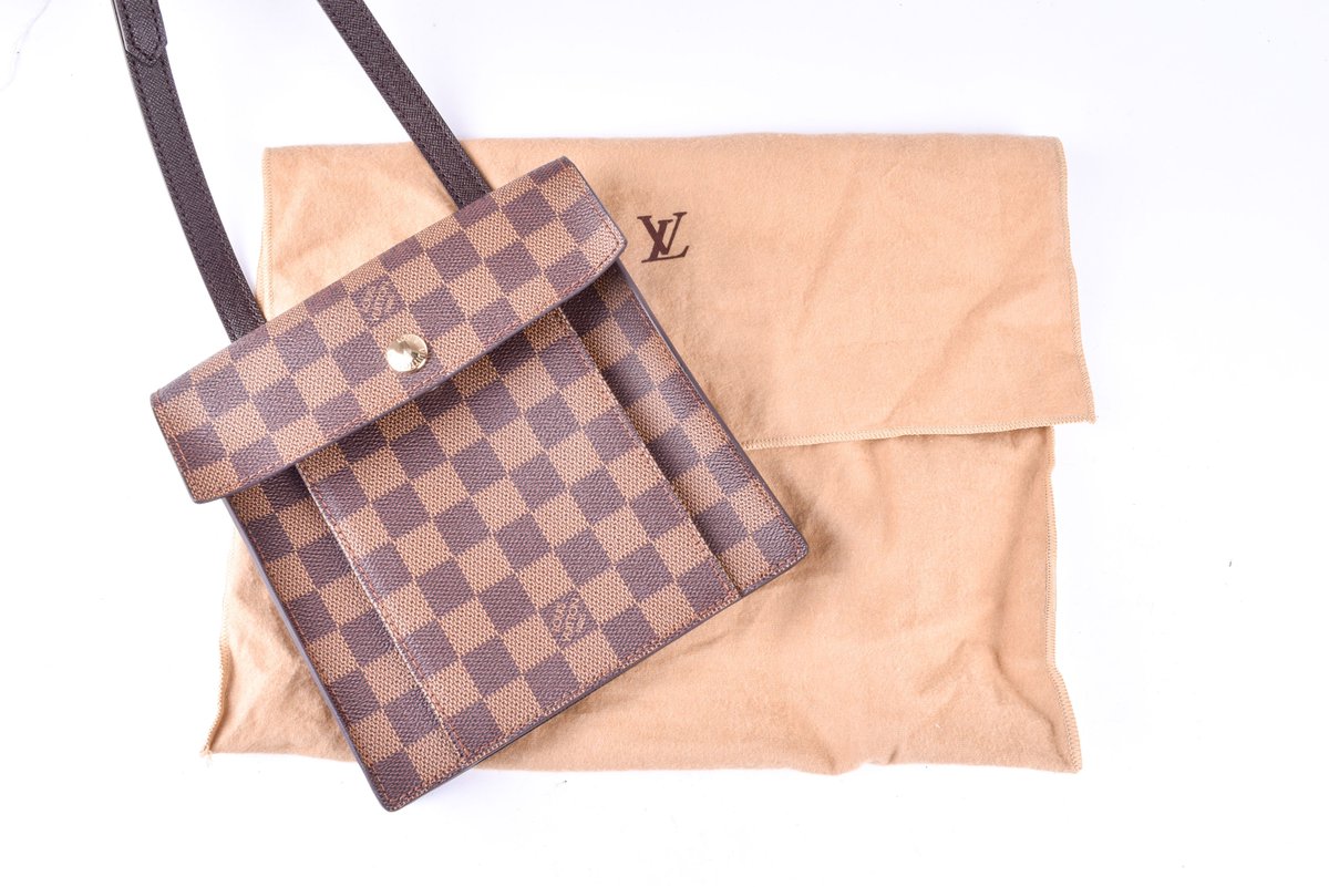 DawsonsAuctions's tweet photo. A selection of Handbags that we have coming up for auction this Thursday
Interested in arranging a bid? drop us an email
info@dawsonsauctions.co.uk
#DawsonsAuctions #Handbag #LouisVuitton #LouisVuittonbag #DesignerFashion https://t.co/Iu6VJhE0dc