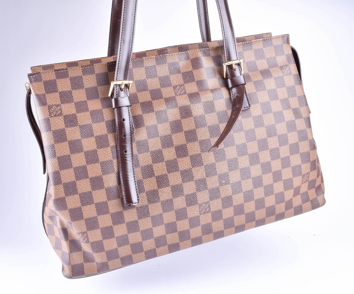 DawsonsAuctions's tweet photo. A selection of Handbags that we have coming up for auction this Thursday
Interested in arranging a bid? drop us an email
info@dawsonsauctions.co.uk
#DawsonsAuctions #Handbag #LouisVuitton #LouisVuittonbag #DesignerFashion https://t.co/Iu6VJhE0dc