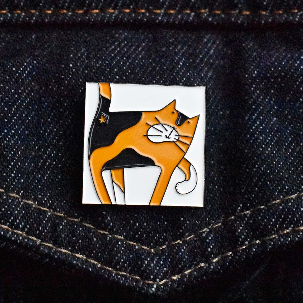 Lucygell's tweet photo. 🎄S T O C K I N G  F I L L E R  A L E R T!🎄⁠
⁠
If cats is your thing or your friend? Mum? Granny? I have a perfect little stocking filler just for you! Here are my cat enamel pin badges.⁠
⁠

#catbadge #blackcats ⁠
#pinbadge https://t.co/mauESev493