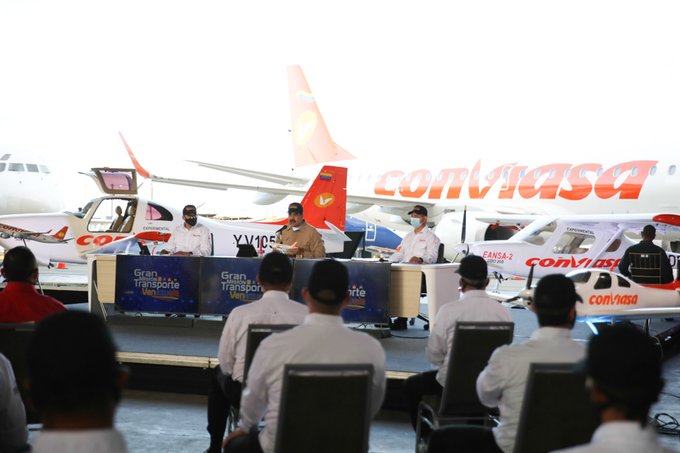 mippci_ven's tweet photo. 📢¡𝐀𝐬í 𝐥𝐨 𝐃𝐢𝐣𝐨!🇻🇪
Pdte. @NicolasMaduro: En Venezuela estamos haciendo el aluminio naval, pronto vamos hacer el aluminio aeronáutico y pronto vamos hacer drones con aluminio venezolano.
#InnovaciónYSoberaníaTecnológica https://t.co/QkGm5Mh5ZL