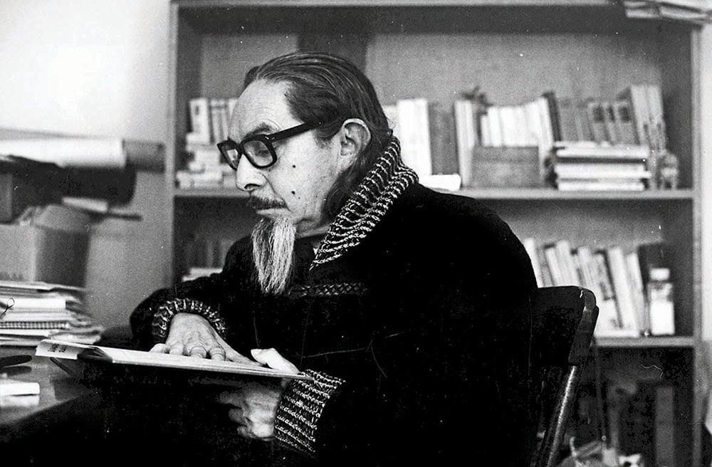 percepcionmx's tweet photo. #FelizViernesATodos  Un día como hoy 20 de noviembre pero de 1914 nació el escritor mexicano José Revueltas Sánchez. Es conocido tanto por su literatura como por su activismo político. De entre sus obras destacan El apando y En algún valle de lágrimas. https://t.co/DyBWmkWyPu