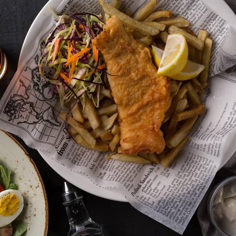 Friday Pub Favourite #fishandchips In the pub, take out or delivery 1130-9pm today #TreatYourself #SocialSafely